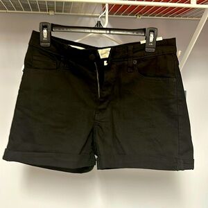 Universal Thread shorts size 8 black